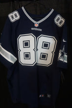 Load image into Gallery viewer, Dez Bryant Signed Nike Elite Jersey
