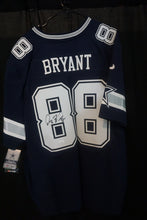 Load image into Gallery viewer, Dez Bryant Signed Nike Elite Jersey
